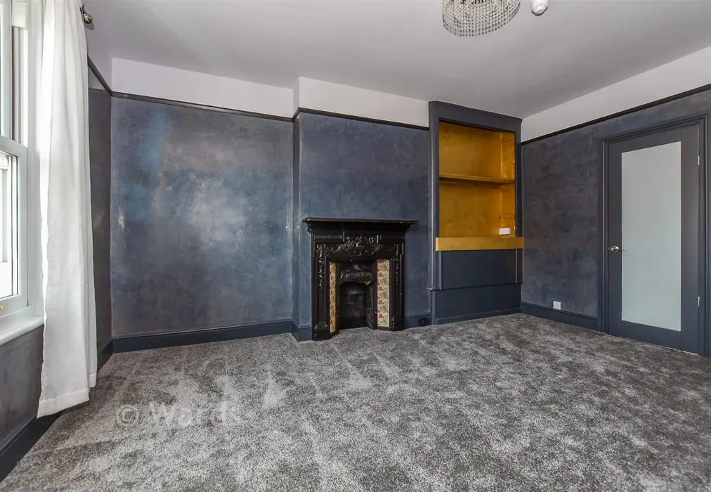 Bedroom 1 - Commercial Road, Paddock Wood, Tonbridge, Kent - Wards of Kent