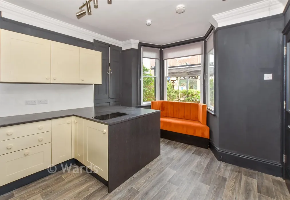 Kitchen - Commercial Road, Paddock Wood, Tonbridge, Kent - Wards of Kent