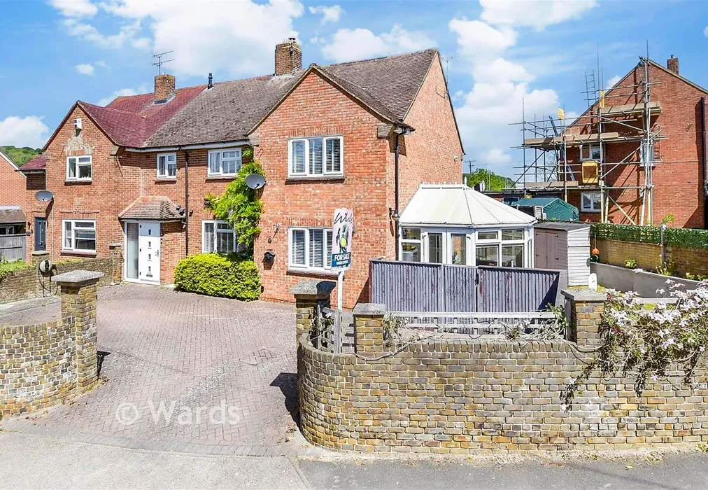 Front Elevation - Meadow Crescent, Upper Halling, Rochester, Kent - Wards of Kent