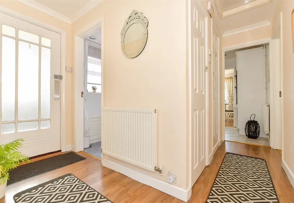 Entrance Hall - Langdale Avenue, Ramsgate, Kent - Wards of Kent