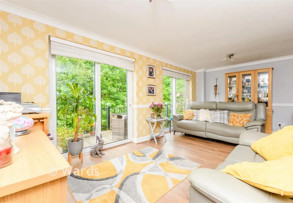 Lounge/Diner - Silver Tree Close, Walderslade Woods, Chatham, Kent - Wards of Kent