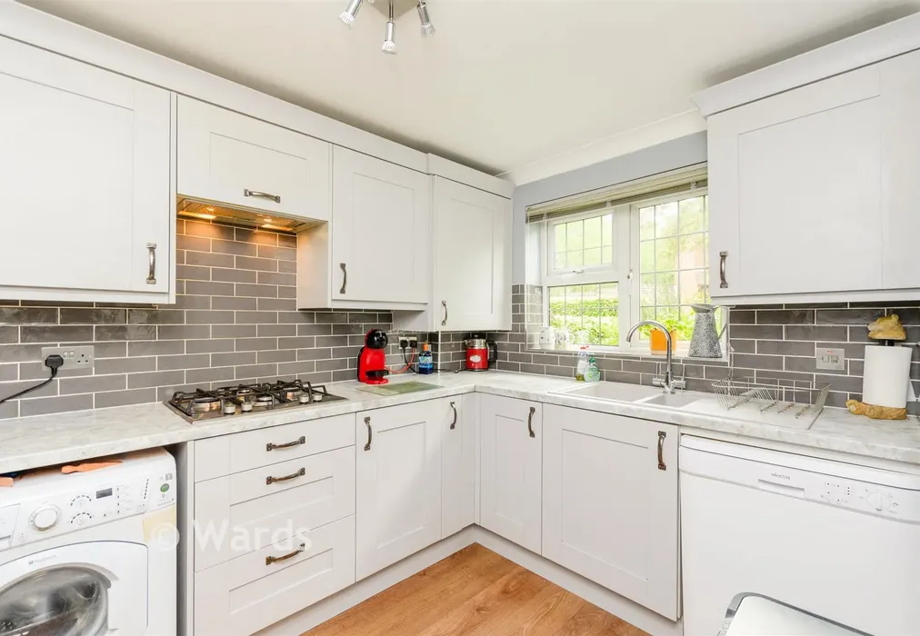 Kitchen - Silver Tree Close, Walderslade Woods, Chatham, Kent - Wards of Kent