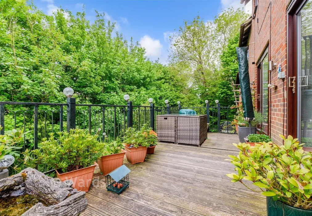 Patio / Decking - Silver Tree Close, Walderslade Woods, Chatham, Kent - Wards of Kent
