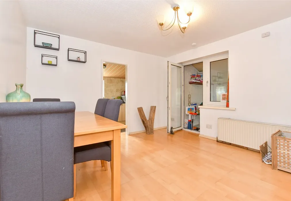 Lounge/Diner - Archers Court Road, Whitfield, Dover, Kent - Wards of Kent