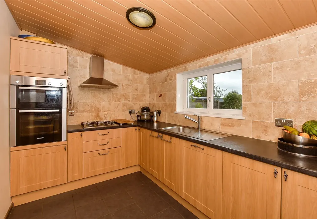Kitchen - Archers Court Road, Whitfield, Dover, Kent - Wards of Kent