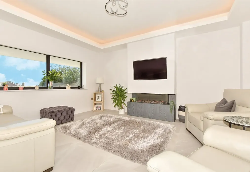 Lounge - North Foreland Avenue, Broadstairs, Kent - Wards of Kent