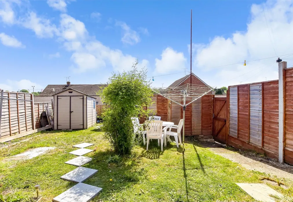 Front Garden - America Lane, Haywards Heath, West Sussex - Wards of Kent