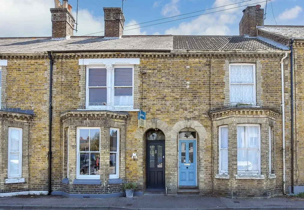 Front_Web - Gladstone Road, Whitstable, Kent - Wards of Kent