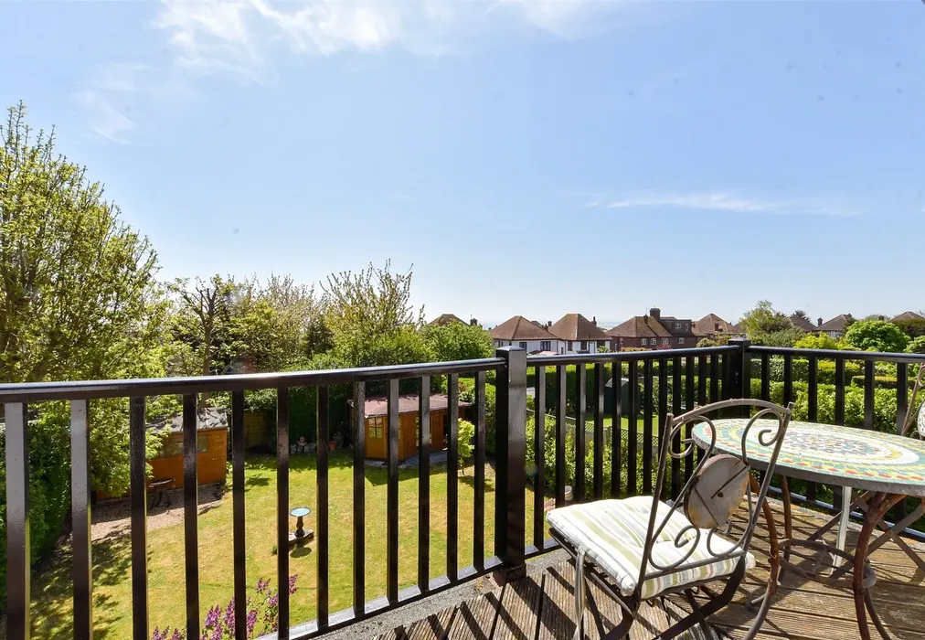 Balcony - London Road, Ramsgate, Kent - Wards of Kent