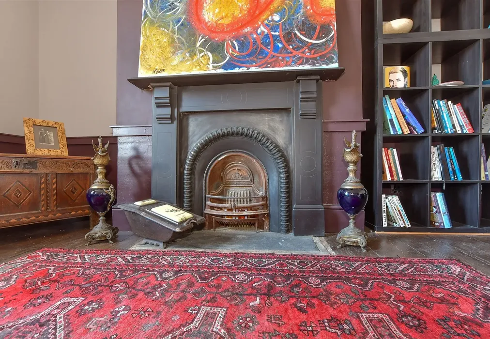 Internal Feature - Chapel Place, Ramsgate, Kent - Wards of Kent