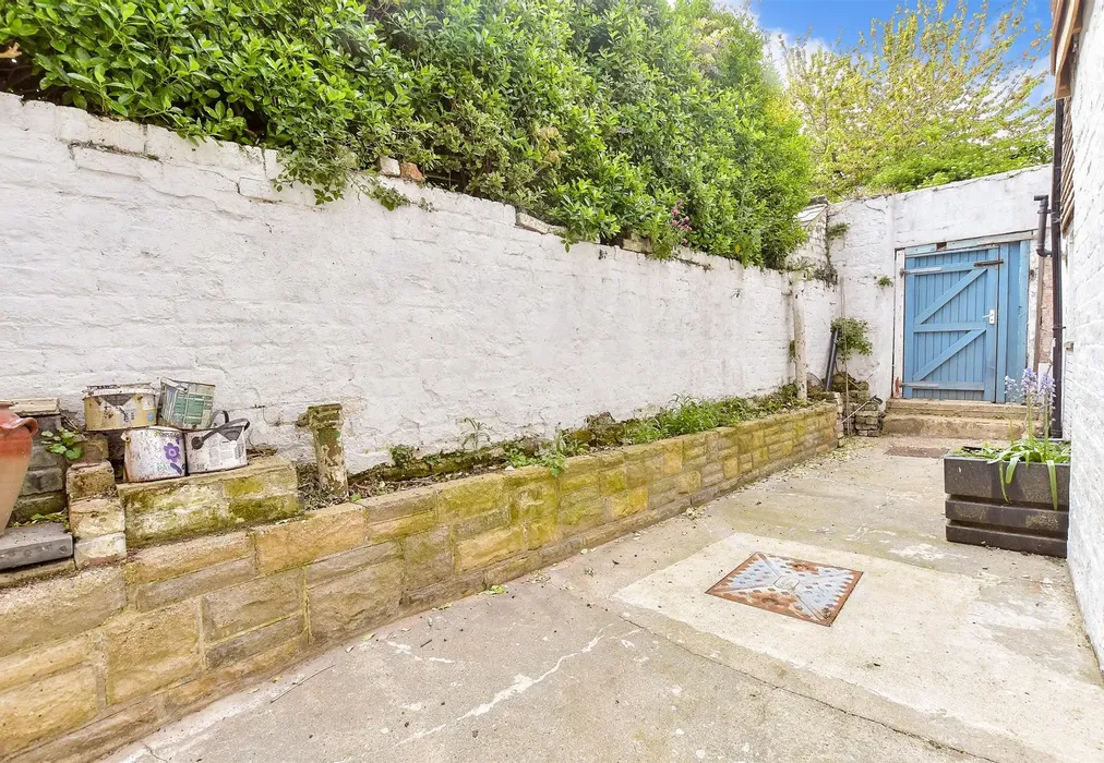 Rear Garden - Chapel Place, Ramsgate, Kent - Wards of Kent