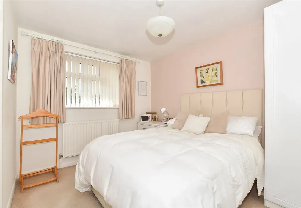 Bedroom 2 - Princess Anne Road, Rudgwick, West Sussex - Wards of Kent