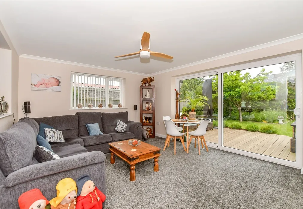 Lounge - Dungeness Road, Lydd, Romney Marsh, Kent - Wards of Kent