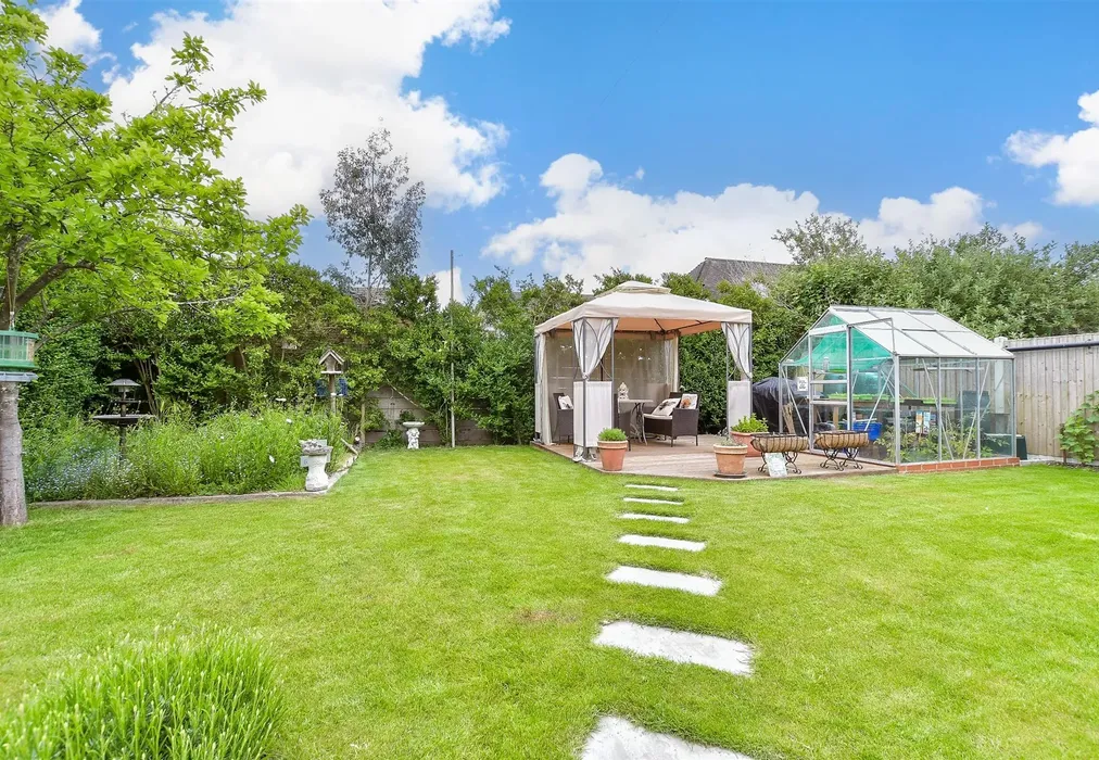 Rear Garden - Dungeness Road, Lydd, Romney Marsh, Kent - Wards of Kent