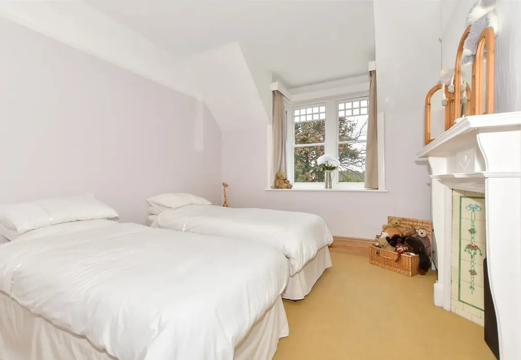 Bedroom 3 - Mill Lane, Herne Bay, Kent - Wards of Kent