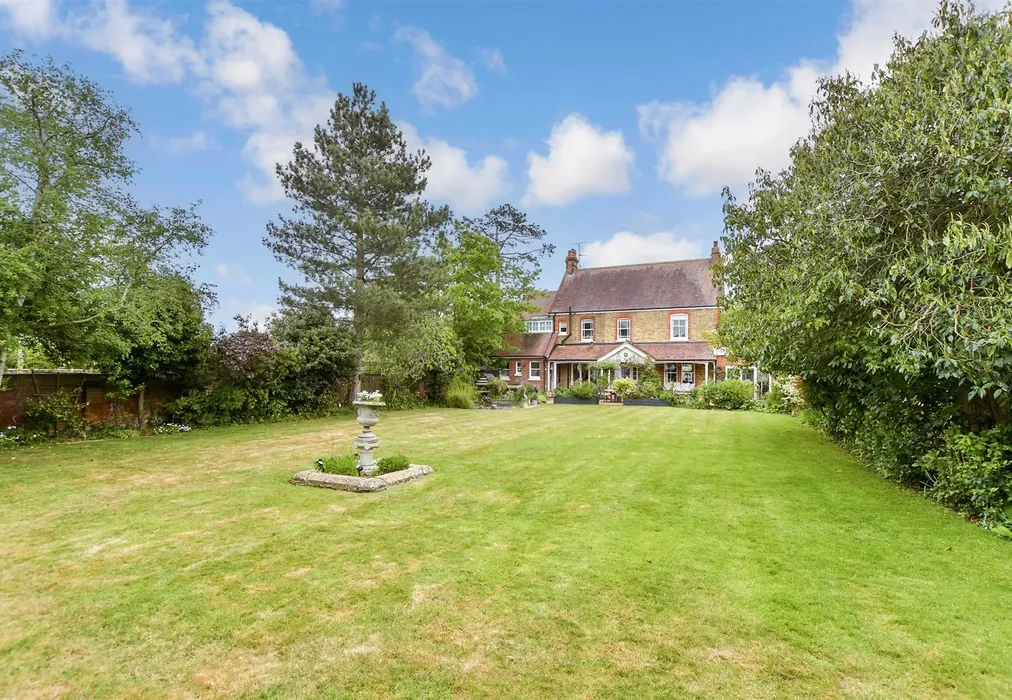 Rear Garden - Mill Lane, Herne Bay, Kent - Wards of Kent