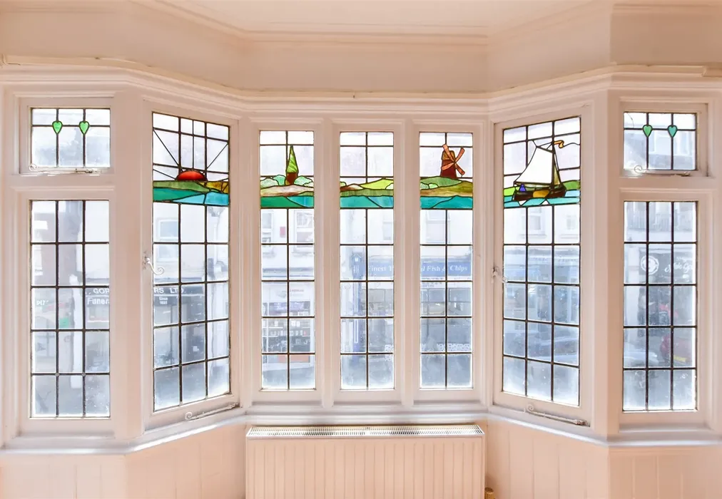 Internal Feature - High Street, Broadstairs, Kent - Wards of Kent