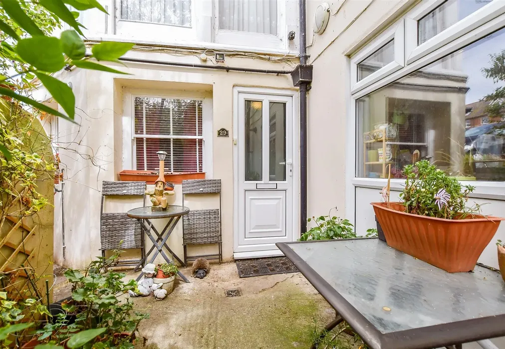 External Lifestyle Photograph - Beach Road, Westgate-On-Sea, Kent - Wards of Kent