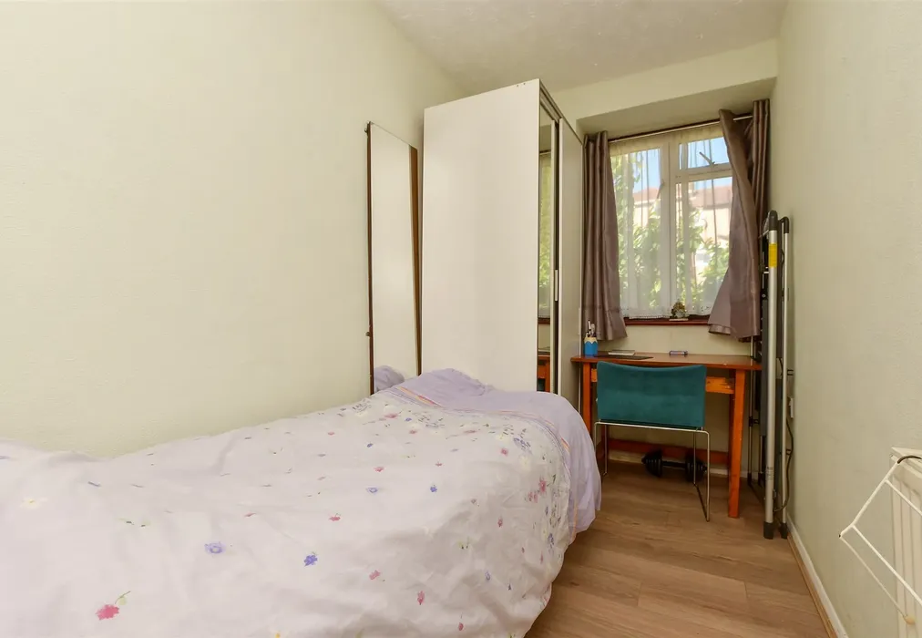 Bedroom 3 - Nickleby Close, Rochester, Kent - Wards of Kent