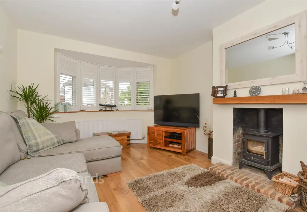 Lounge - Graystone Road, Tankerton, Whitstable, Kent - Wards of Kent