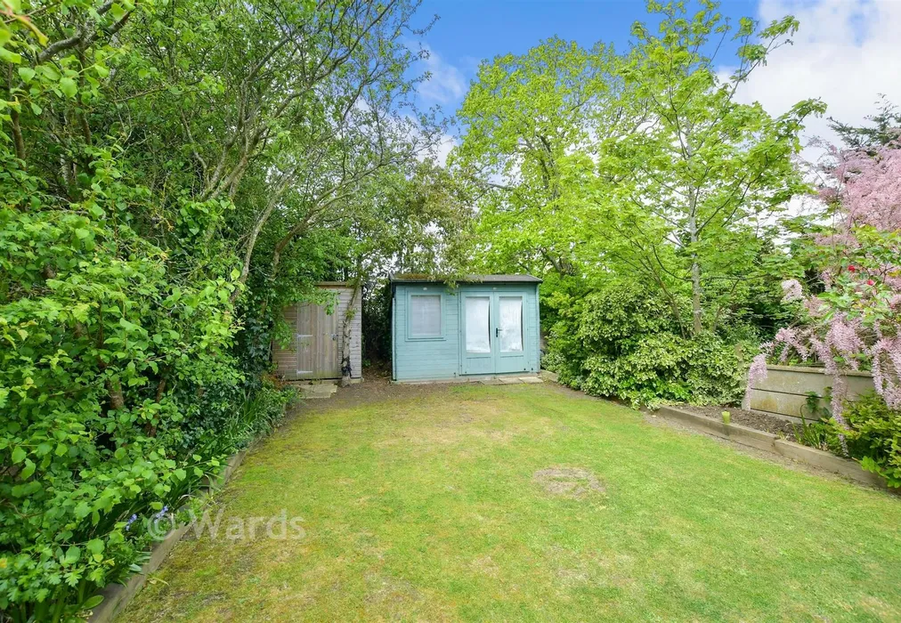 Bedroom 3 - Graystone Road, Tankerton, Whitstable, Kent - Wards of Kent