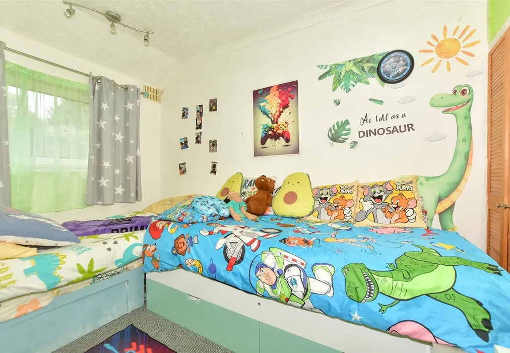 Bedroom 2 - Mayfield Gardens, Dover, Kent - Wards of Kent