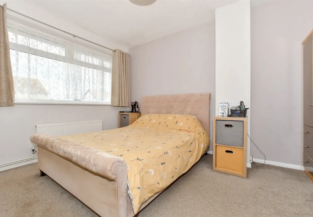 Bedroom 1 - Whitehall Road, Ramsgate, Kent - Wards of Kent