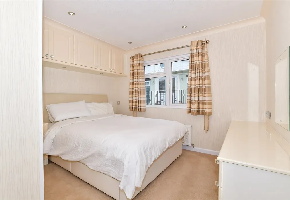 Bedroom 2 - Millers Way, Maidstone, Kent - Wards of Kent