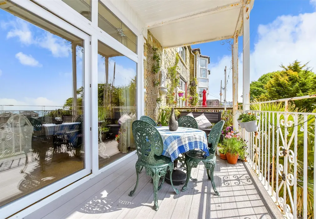 Balcony / Terrace - Grove Road, Ventnor, Isle of Wight - Wards of Kent