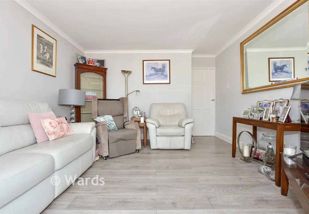 Lounge - Chanctonbury Chase, Seasalter, Whitstable, Kent - Wards of Kent