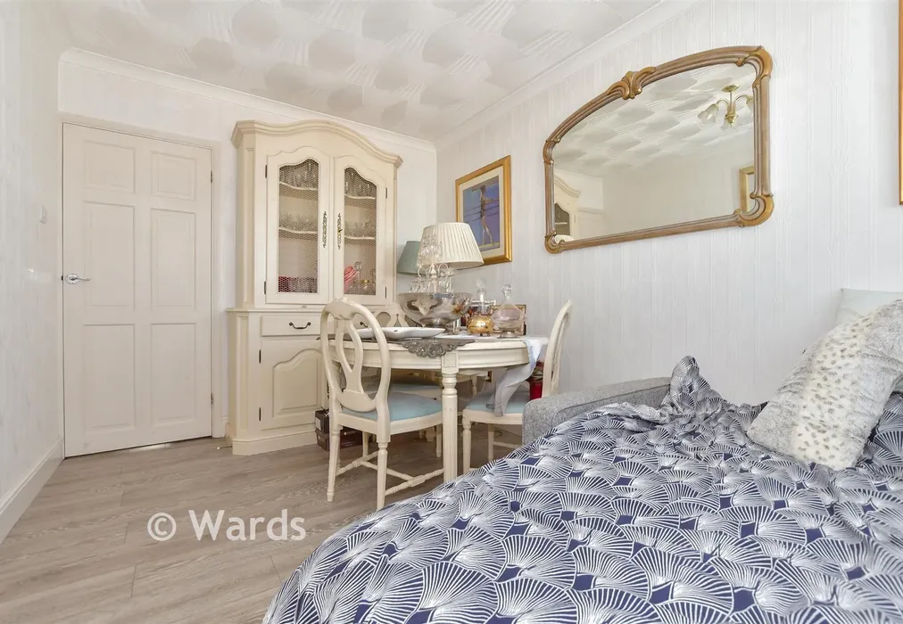 Bedroom 3 - Chanctonbury Chase, Seasalter, Whitstable, Kent - Wards of Kent