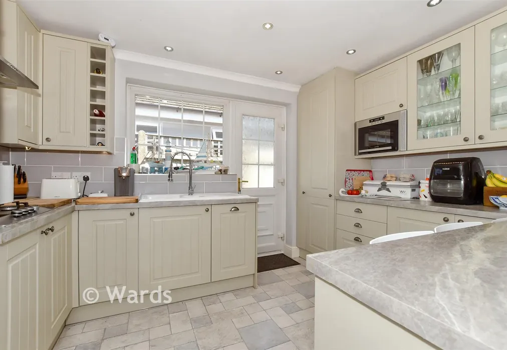 Kitchen - Chanctonbury Chase, Seasalter, Whitstable, Kent - Wards of Kent