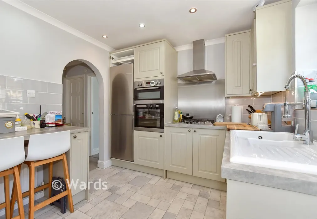 Kitchen - Chanctonbury Chase, Seasalter, Whitstable, Kent - Wards of Kent