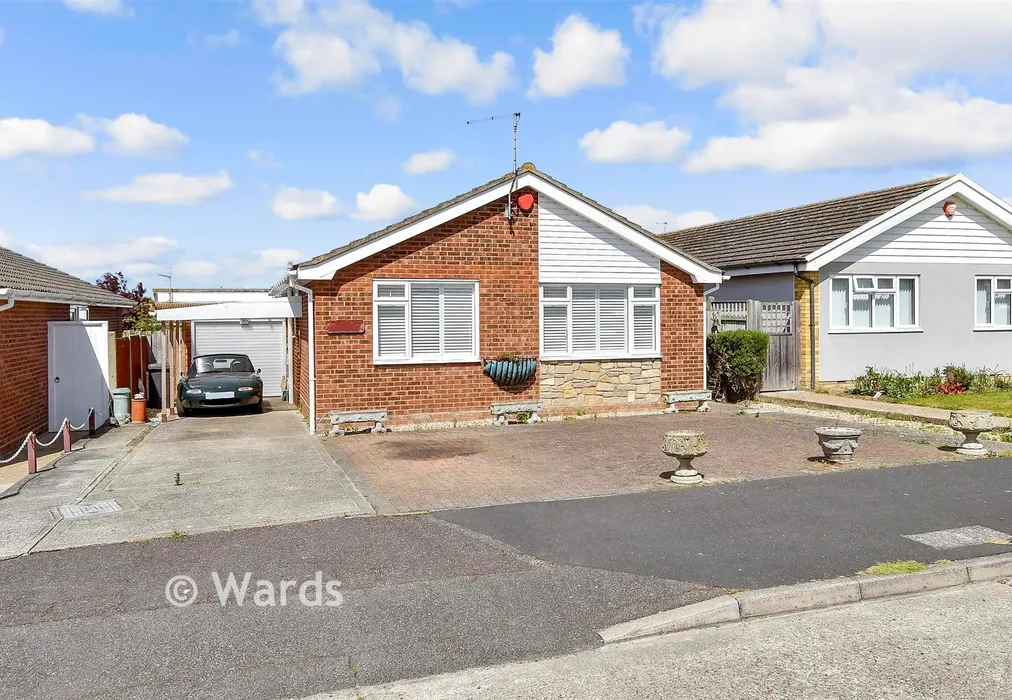 Front N - Chanctonbury Chase, Seasalter, Whitstable, Kent - Wards of Kent