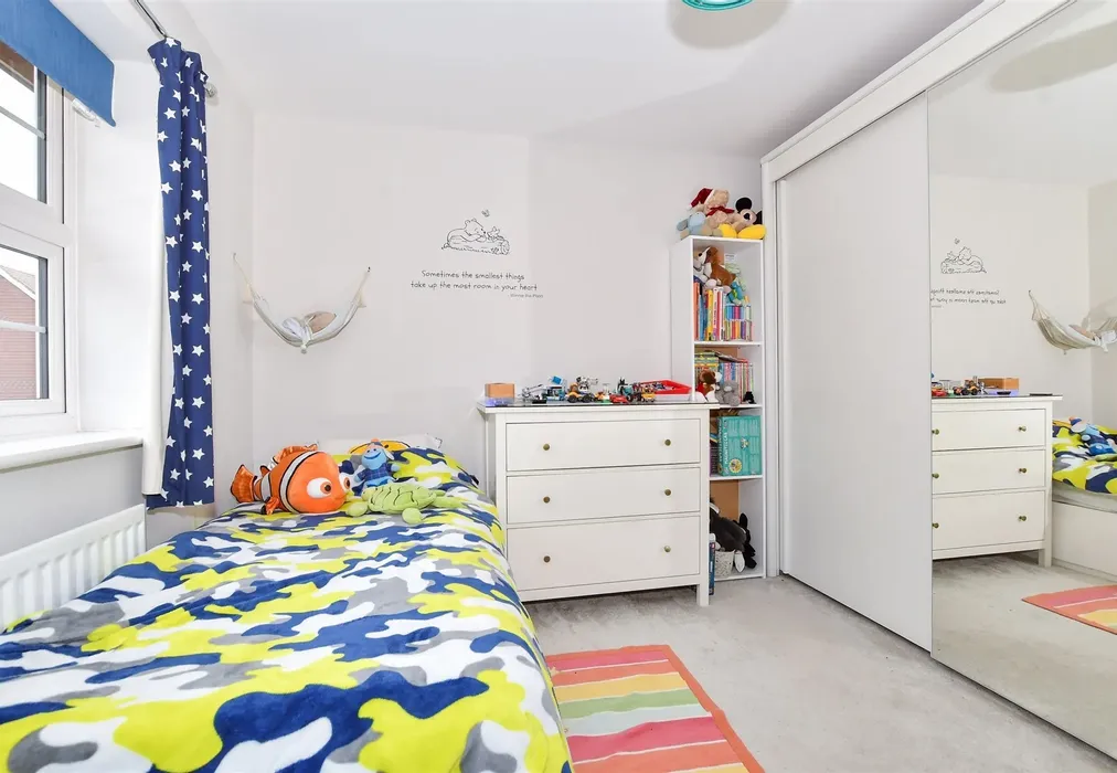 Bedroom 3 - Parks Road, Harrietsham, Maidstone, Kent - Wards of Kent
