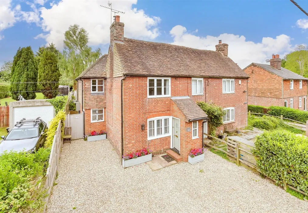 External (Web) - Goudhurst Road, Staplehurst, Tonbridge, Kent - Wards of Kent