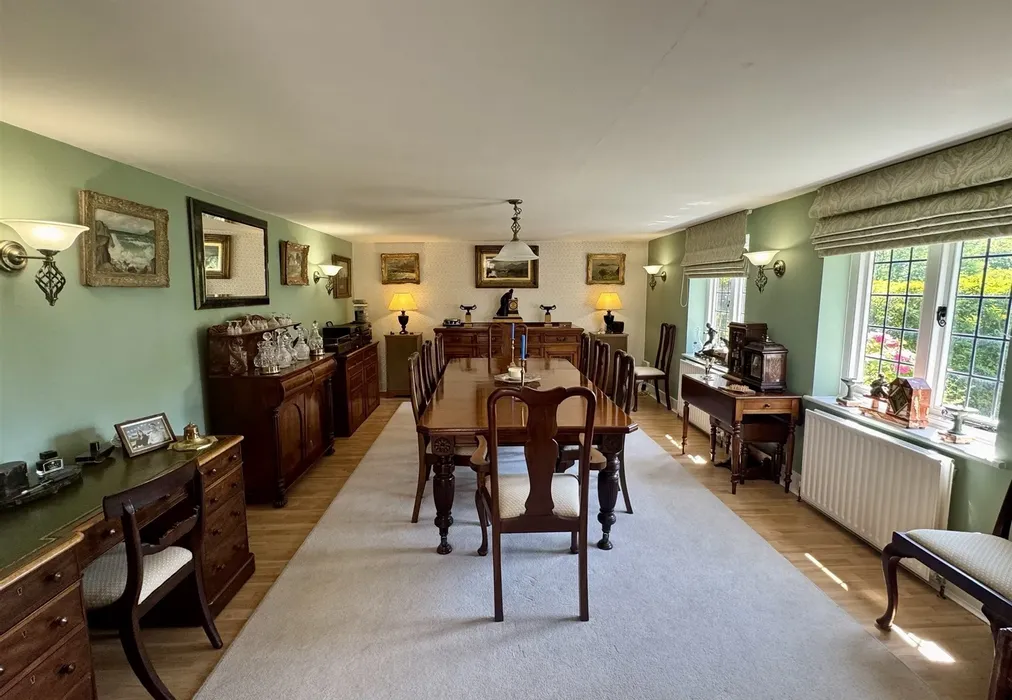 Dining Room - Hogscross Lane, Chipstead, Surrey - Wards of Kent