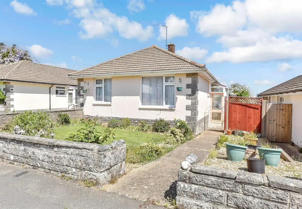 Front Aspect - Foxes Close, Sandown, Isle of Wight - Wards of Kent