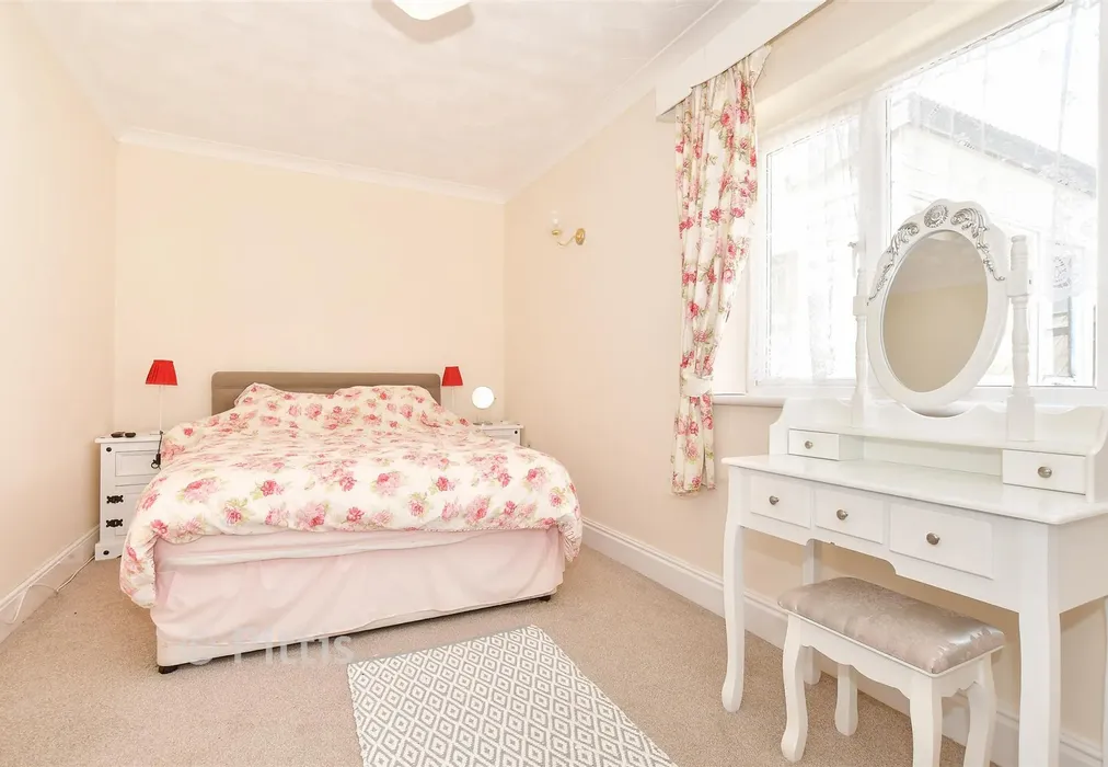 Bedroom 3 - Melville Street, Sandown, Isle of Wight - Wards of Kent