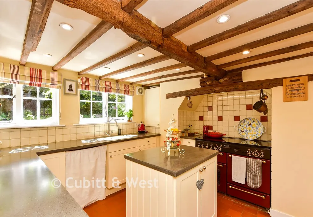 Kitchen/Breakfast Room - Furnace Lane, Cowden, Edenbridge, Kent - Wards of Kent