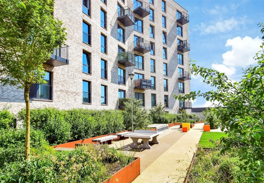 Gardens - The Furlong, Home X (New Homes), Brighton, East Sussex - Wards of Kent