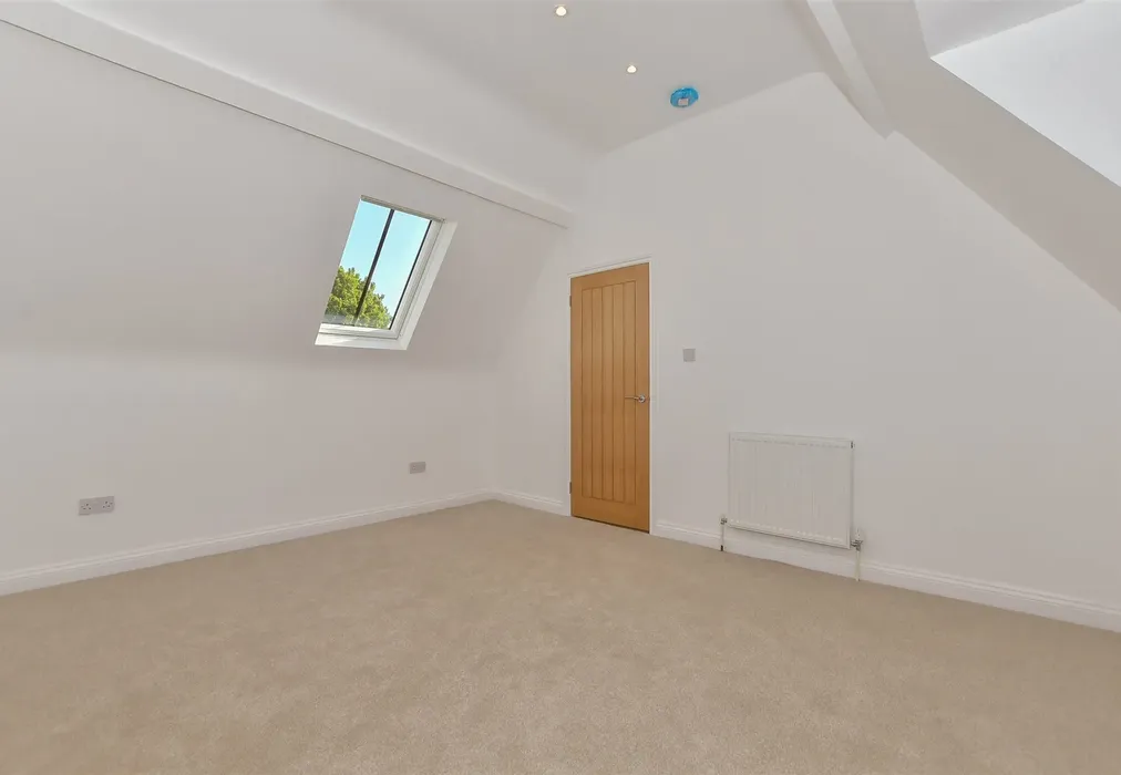 Bedroom 2 - The Street, Ash, Canterbury, Kent - Wards of Kent
