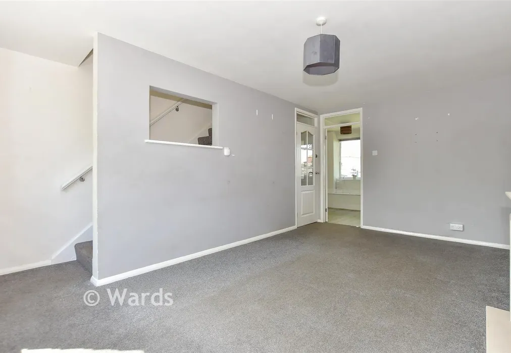 Lounge/Diner - Oakfield Lane, Wilmington, Kent - Wards of Kent