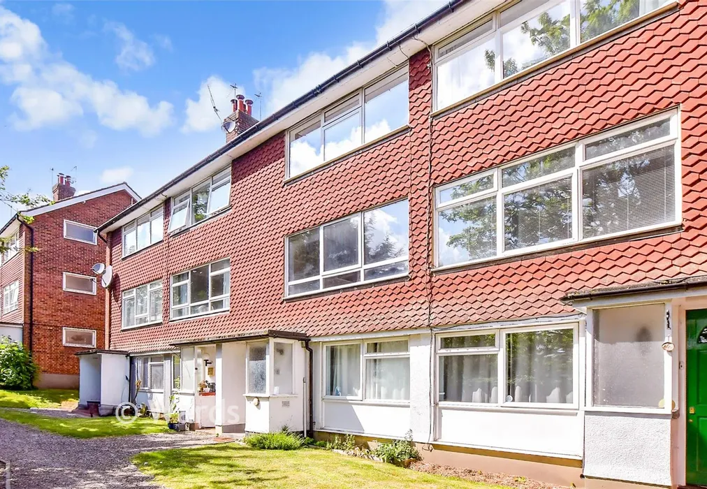 External (Web) - Oakfield Lane, Wilmington, Kent - Wards of Kent