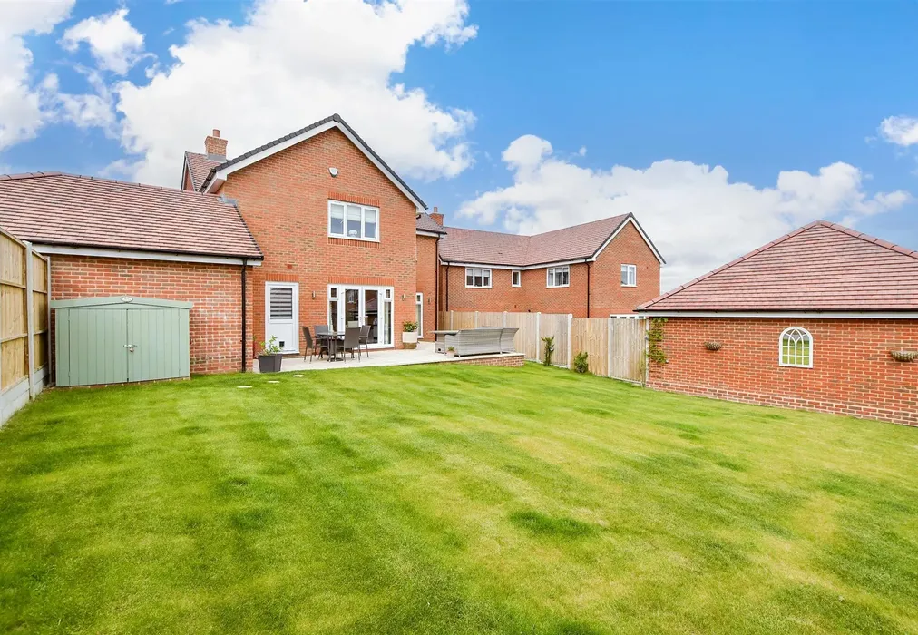 Rear Elevation - Springett Close, Thakeham, Pulborough, West Sussex - Wards of Kent