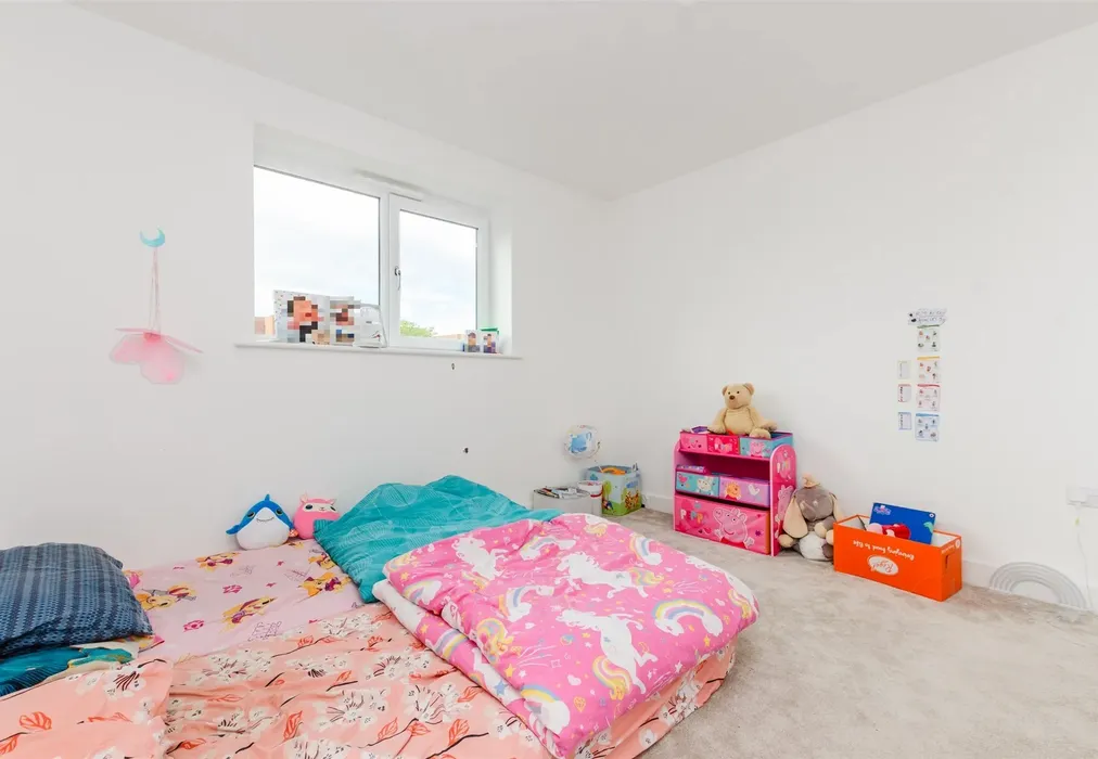 Bedroom 2 - Glenway road, Rochester, Kent - Wards of Kent