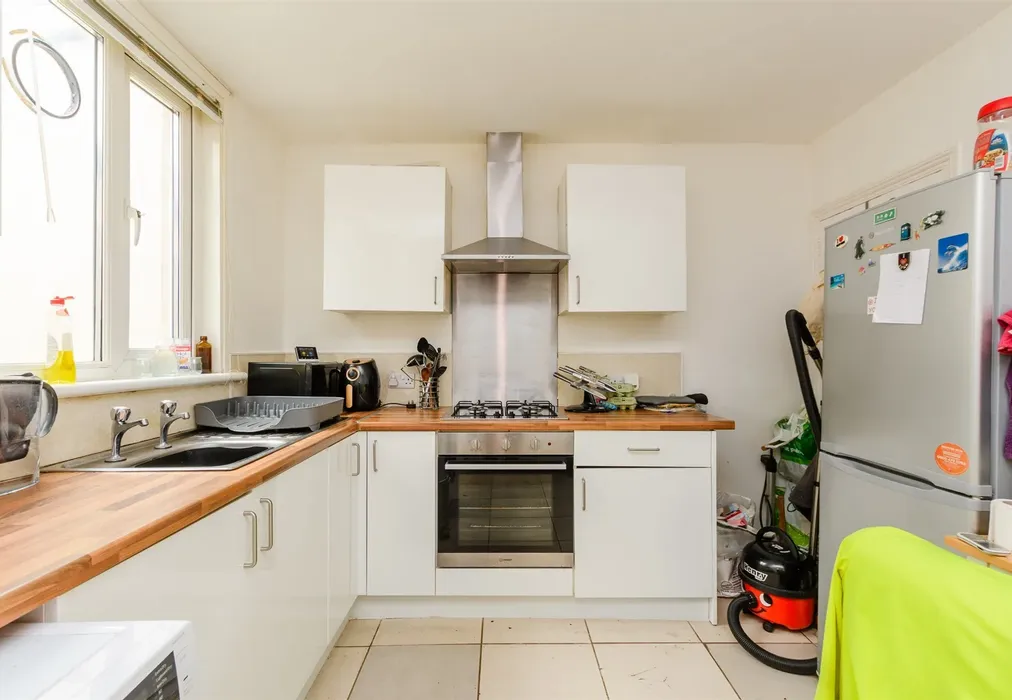 Kitchen/Diner - James Street, Gillingham, Kent - Wards of Kent