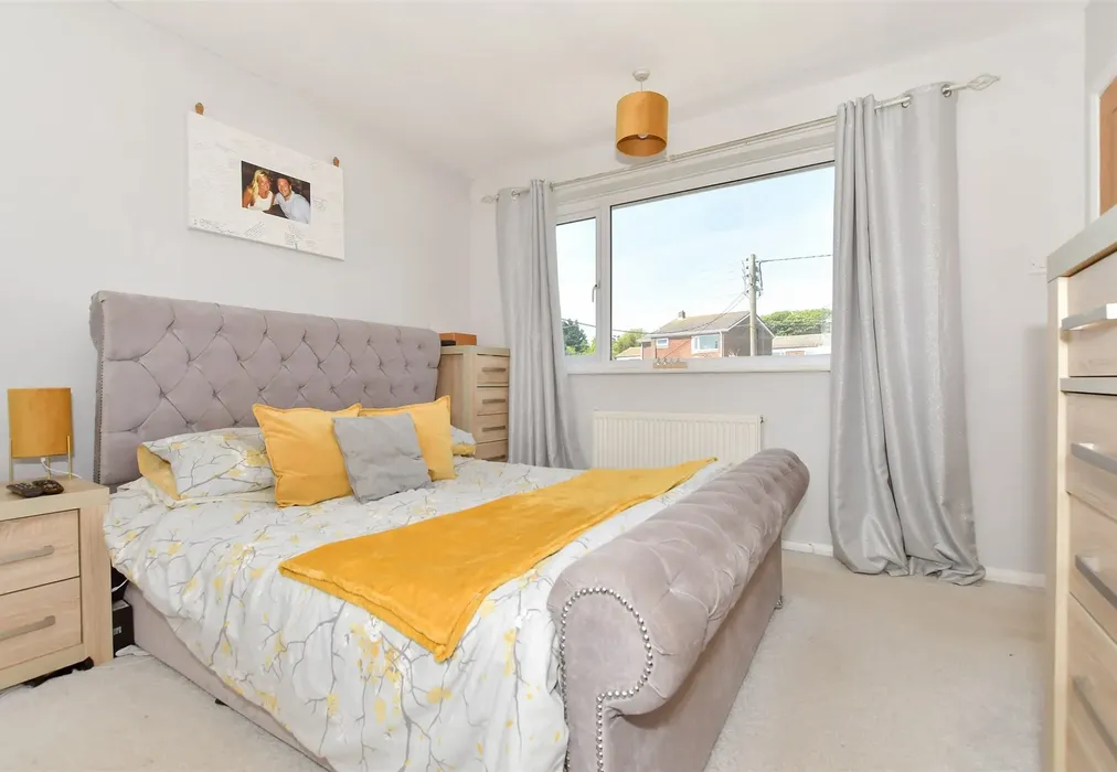 Bedroom 1 - Station Road, Martin Mill, Dover, Kent - Wards of Kent