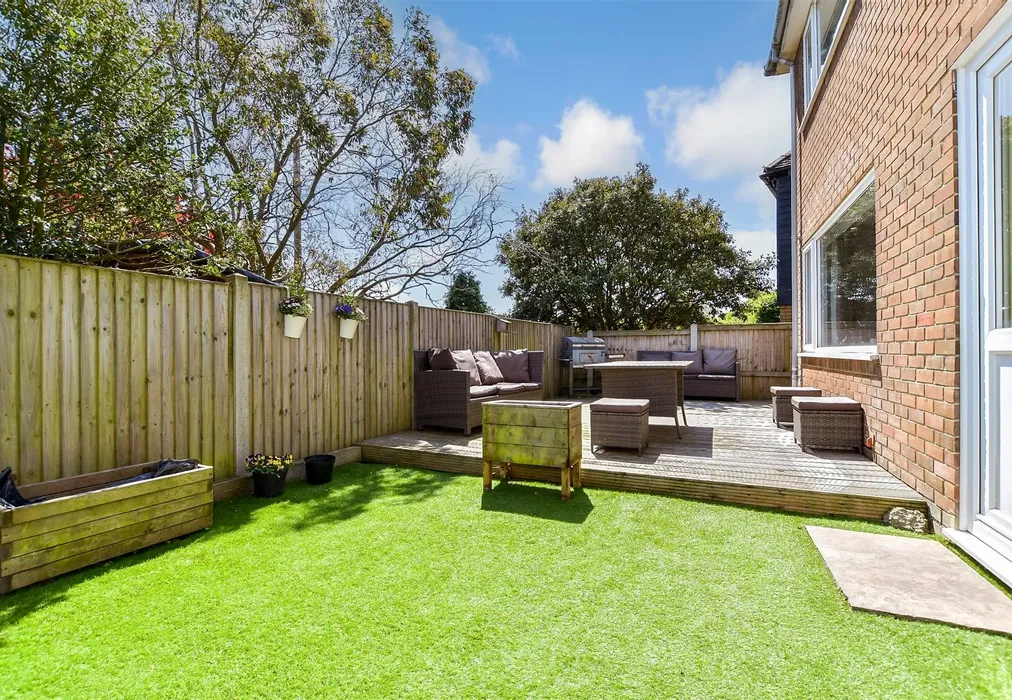 Rear Garden - Station Road, Martin Mill, Dover, Kent - Wards of Kent