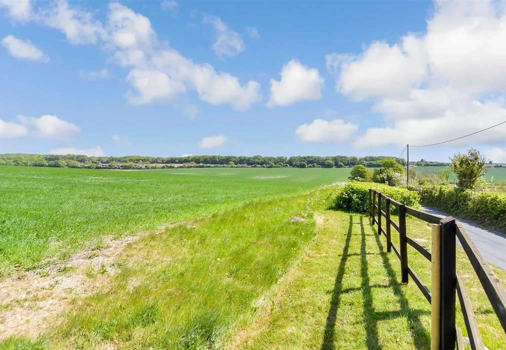 Surrounding Area - Station Road, Martin Mill, Dover, Kent - Wards of Kent